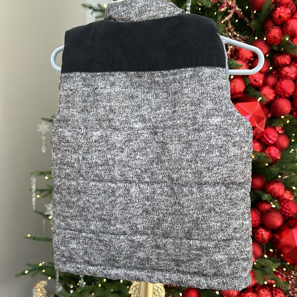 Puffer Vest - Picture 3 of 3